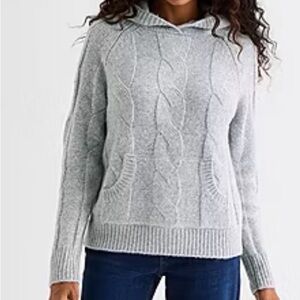 St. John's Bay Light Gray Women's Sweater
